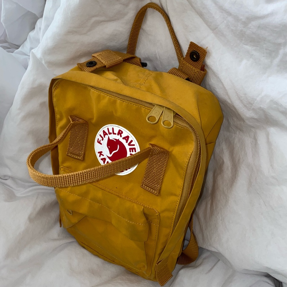 Mini Fjallraven Kanken backpack